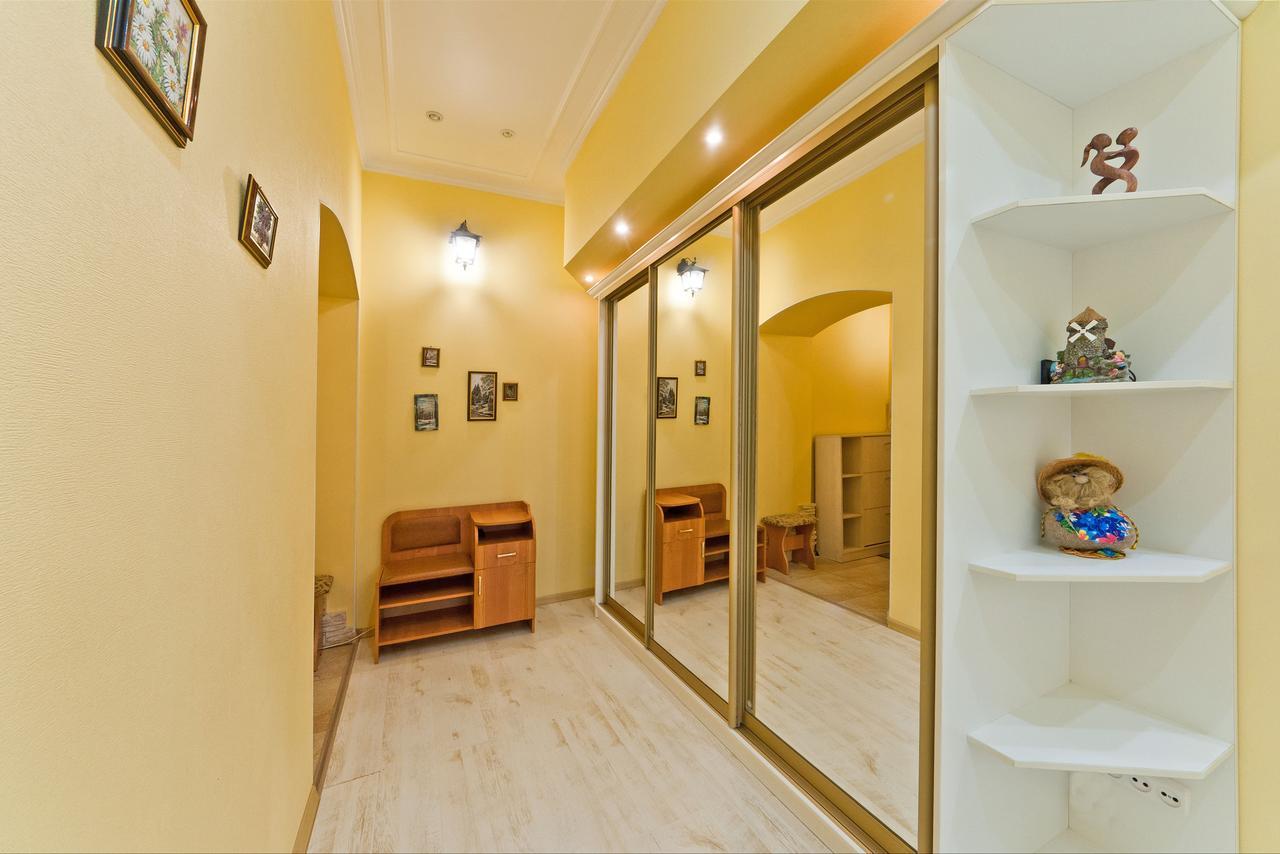 Apartment Spassky 12 Αγία Πετρούπολη Εξωτερικό φωτογραφία